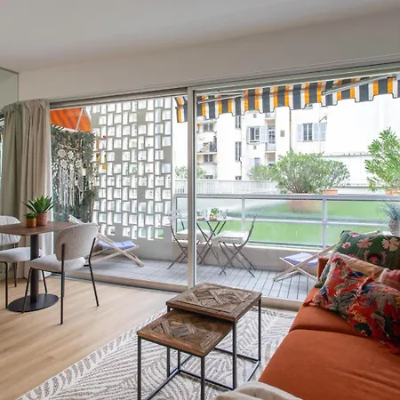 #40 Staywizus - Luxembourg Promenade Swimming Pool Roof Apartment *